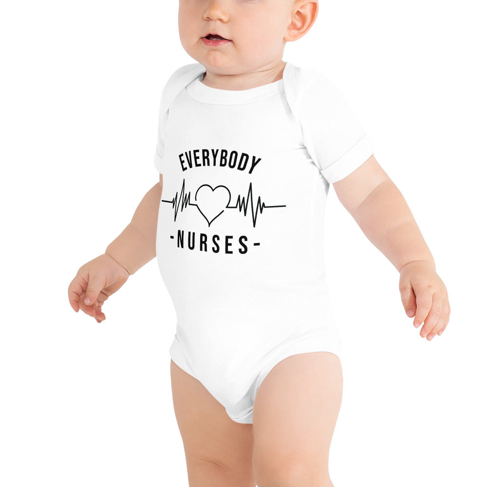 Nursing In The Six - EVERYBODY 'LOVES' NURSES - Baby short sleeve one piece - WHITE