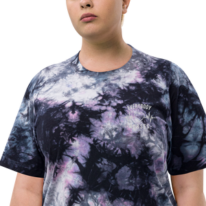 Nursing in the Six - EVERYBODY 'LOVES' NURSES - Oversized tie-dye T-Shirt (AVAILABLE IN 2 COLOURS)